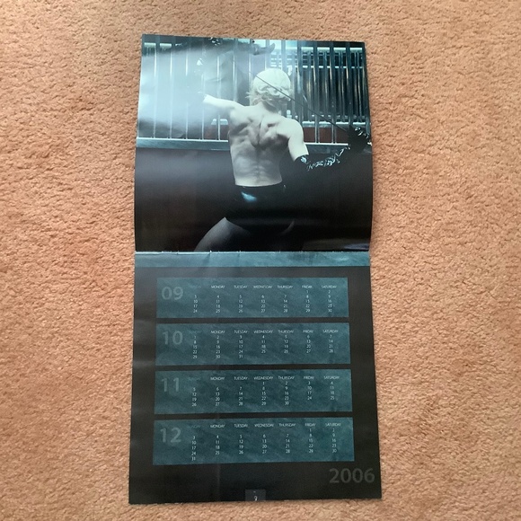 Madonna Official 2007 Calendar Confessions Tour - Picture 2 of 4